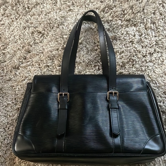 Louis Vuitton Epi Leather Segur MM handbag - Picture 3 of 10